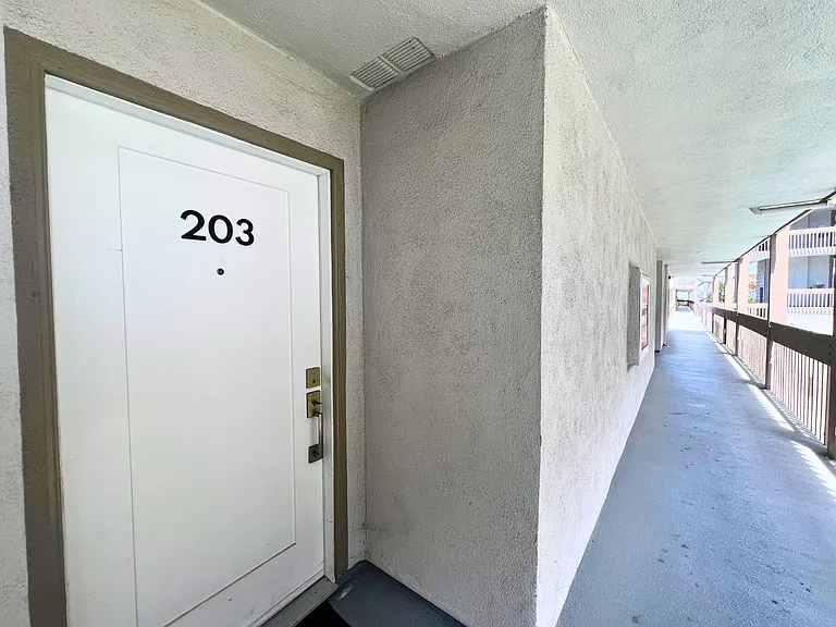 Hillside Terrace Apartments — Photo 48