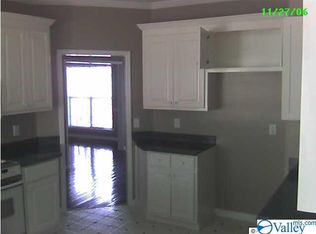 153 Manor House Dr, Huntsville, AL 35811