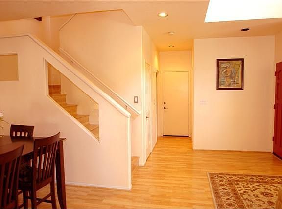 4th image of 2097 Lake Shore Dr Unit A