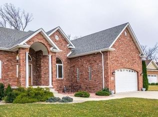 1425 Crooked Creek Trl, Crown Point, IN 46307