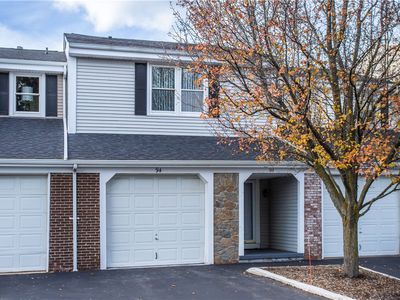 94 S Estate Dr, Webster, NY, 14580