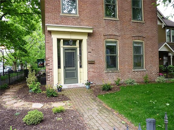 2nd image of 353 N Park Ave