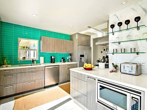 5th image of 3963 Calle San Antonio Palm Springs California #9-ID1022779P