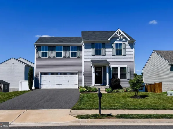 5042 Godwins Landing Dr, Remington, VA 22734