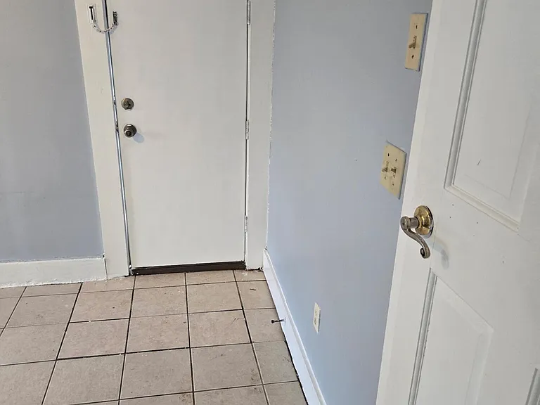 811 Central Ave — Photo 25