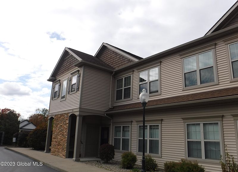 2nd image of 73 Saratoga Road #10