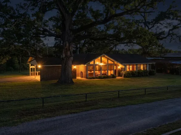 226 County Road 478, Palestine, TX 75803