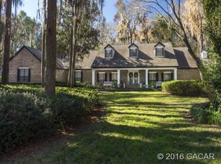 8207 SW 43rd Pl, Gainesville, FL 32608