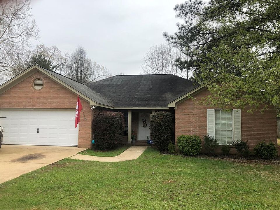 1st image of 520 Bowie Dr