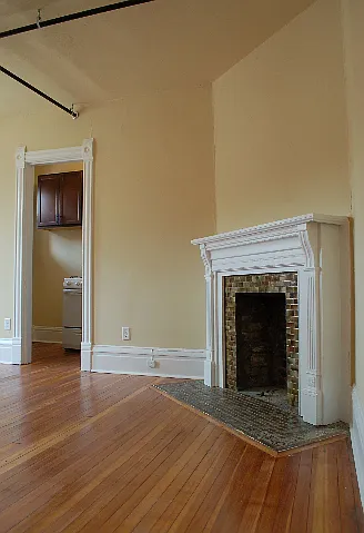 150 Langdon St — Photo 3