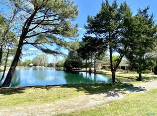 802 Milton Pl SW, Decatur, AL 35603