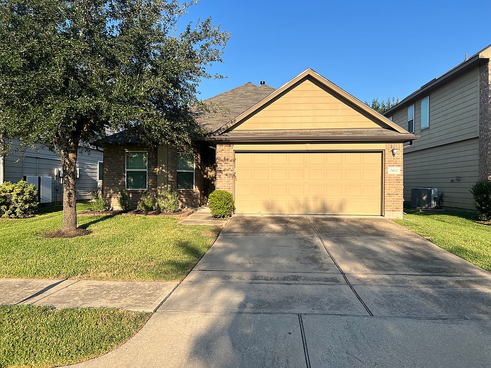 1st image of 2402 Village Stone Ct