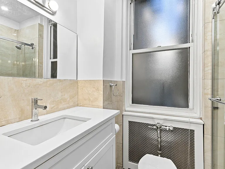 71 Park Ave #2D — Photo 5