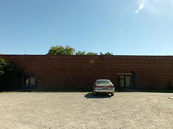 2nd image of 300 N Lamar St