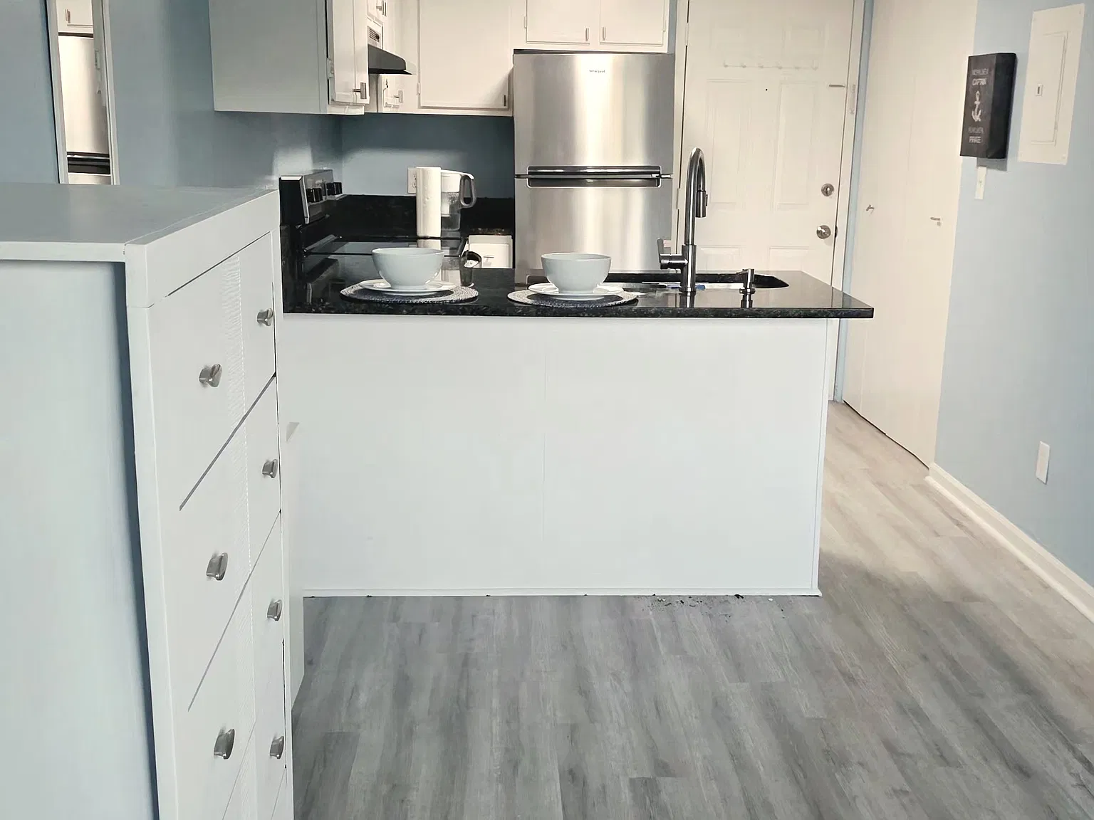 Studio, 425 sqft, $1,000 — Photo 3