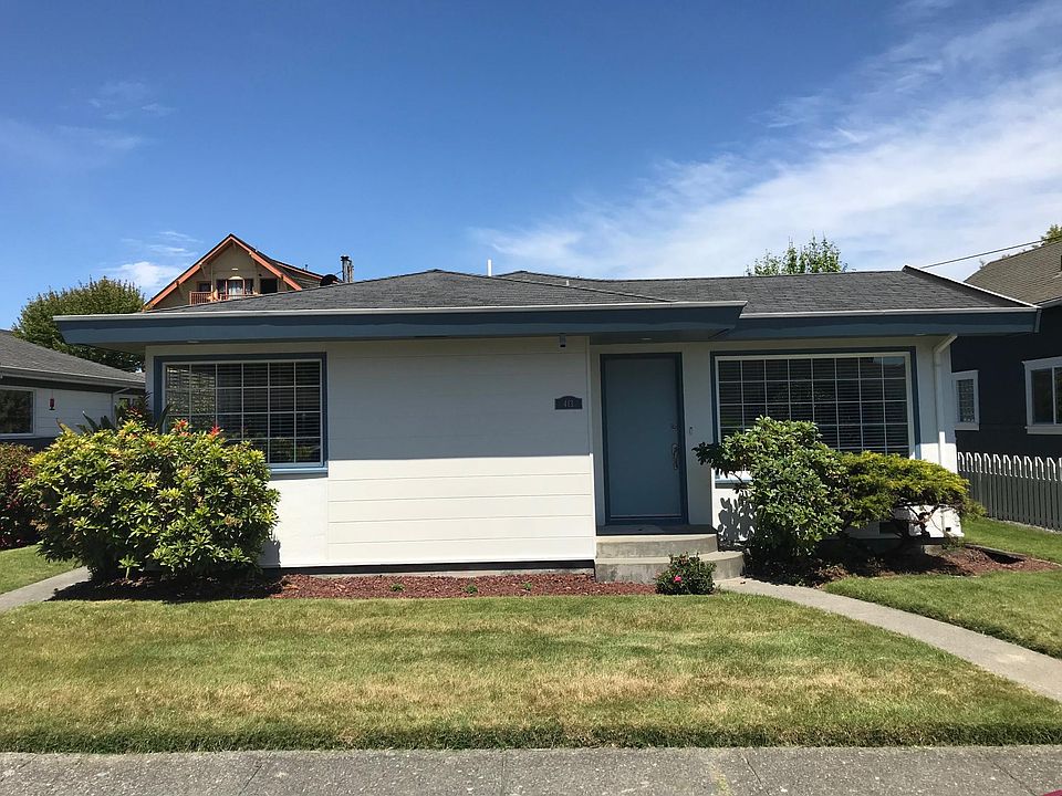Newly renovated house in picturesque Ferndale.