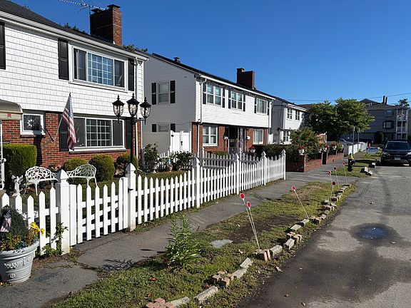 2nd image of 4 Lawn Ave Unit 1