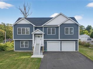 142 Scituate Ave, Johnston, RI 02919