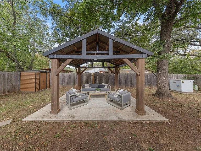 5108 Emerald Forest Dr — Photo 31