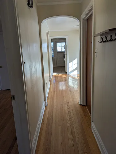 10415 S Vernon Ave #2 Photo 1
