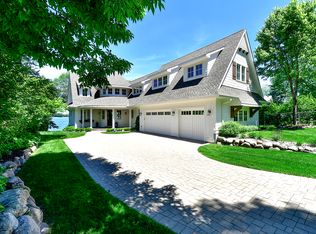 1928 Cottage Ln, Wayzata, MN 55391