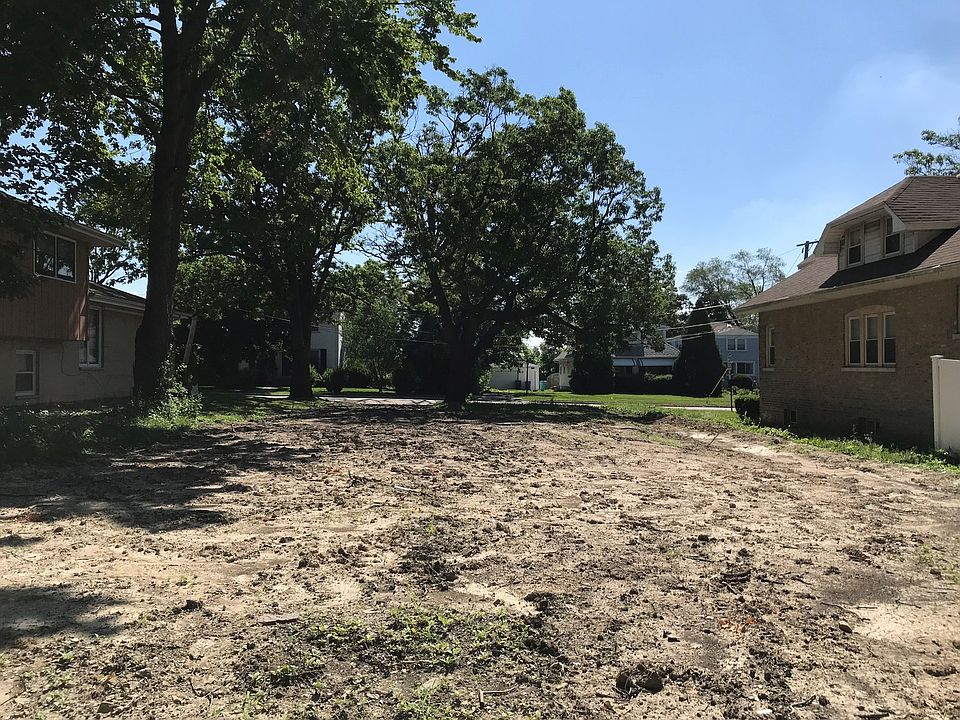 2nd image of 34 Oak Ridge Ave