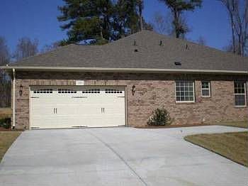 2nd image of 33 Windy Creek Dr