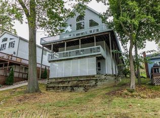 5401 Dooley Dr, Linden, MI 48451