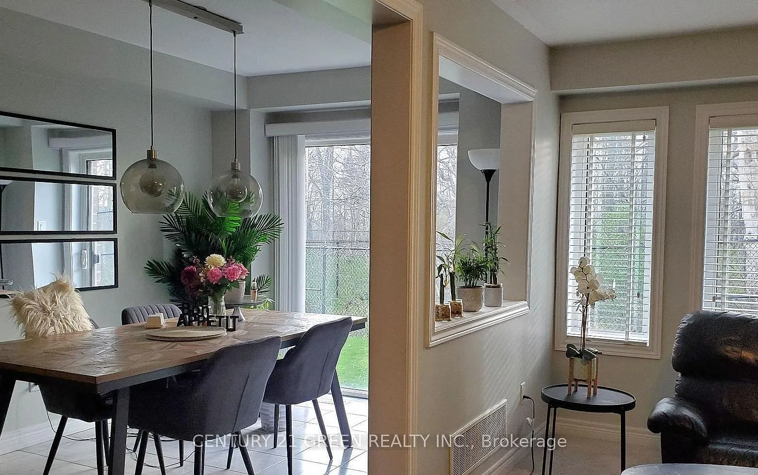 3 bed, $2,600 — Photo 3