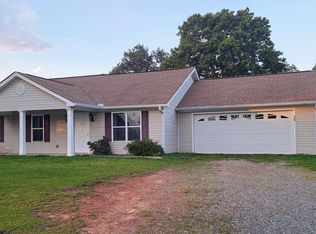 252 Chumbley Rd, Dawsonville, GA 30534