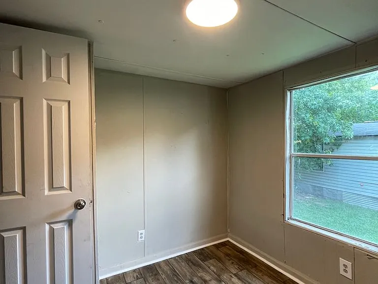 110 Holly Vista Ln — Photo 5