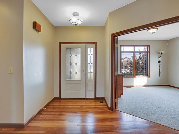 4th image of 1516 Waterford Pkwy