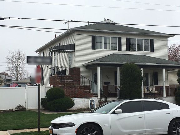 5th image of 113 Bartlett Ave