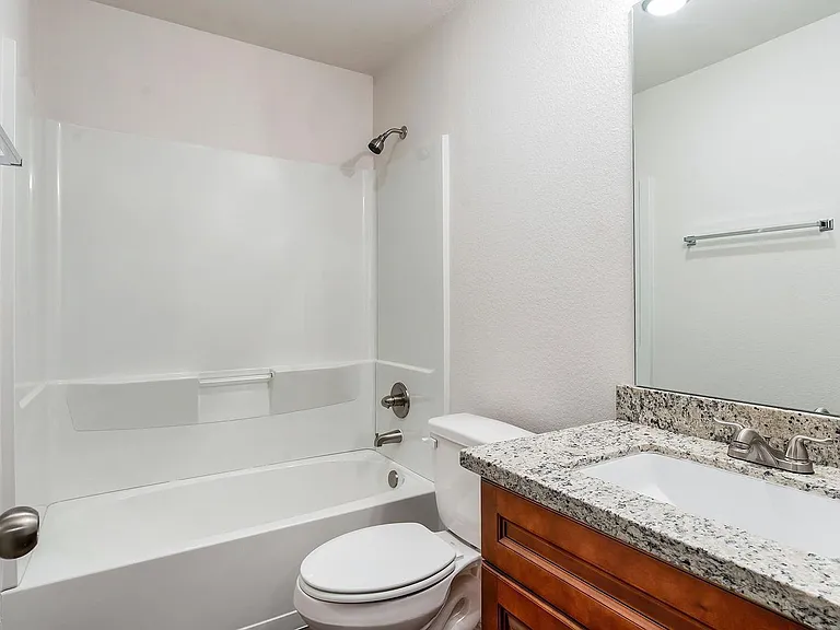 918 Shady Ln #A — Photo 17