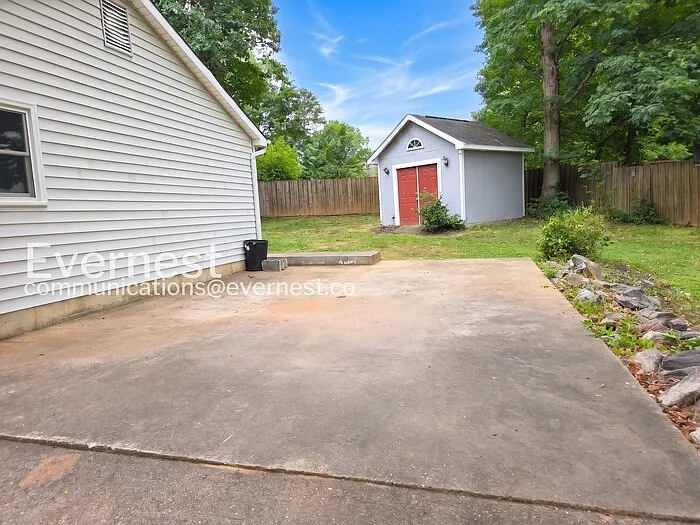 12409 Salient Ln — Photo 22
