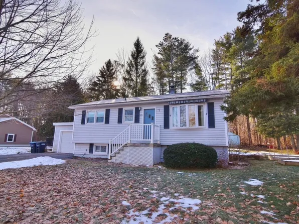179 Maple Leaf Lane, Shelburne, VT 05482
