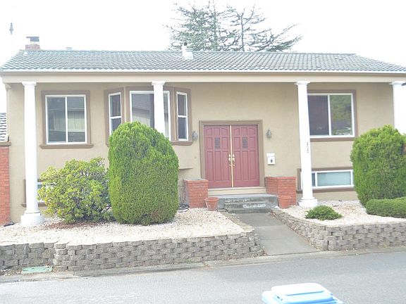 2nd image of 405 Monaco Ave