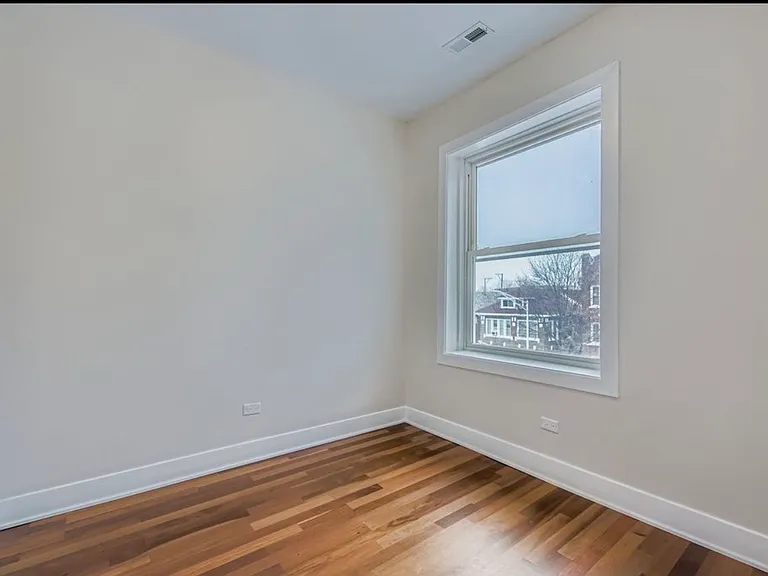 7934 S Aberdeen St #2 — Photo 10