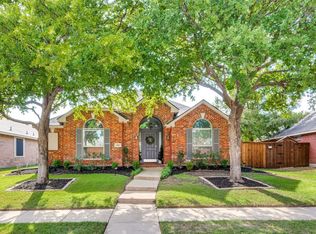 6513 Maple Dr, The Colony, TX 75056