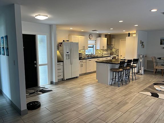 Open concept floorplan