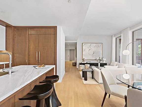 5th image of 212 W 93rd St Penthouse A
