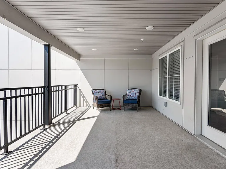 Kirkman Terrace — Photo 23