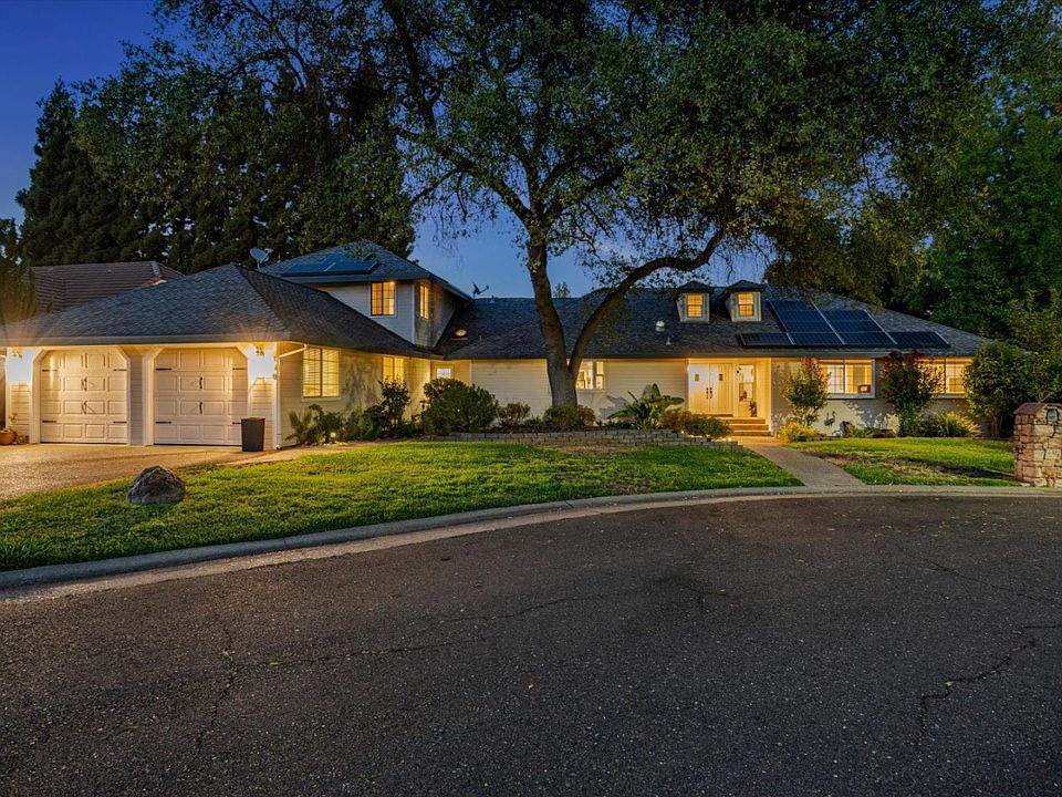 1st image of 140 Oak Rock Cir