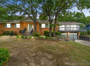 138 Lakeview Dr, Mannford, OK 74044