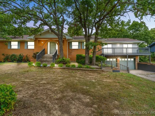 138 Lakeview Dr, Mannford, OK 74044
