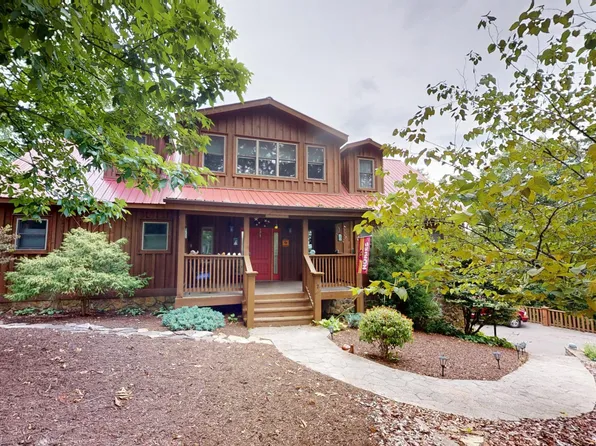 379 Wildwood Rdg, Caldwell, WV 24925