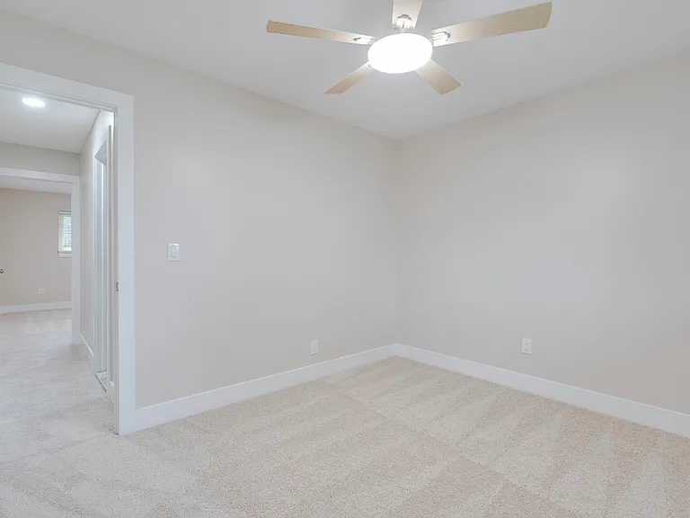 5806 Wedgewood Rd — Photo 32