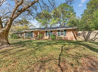 1008 Chalet Dr W, Mobile, AL 36608