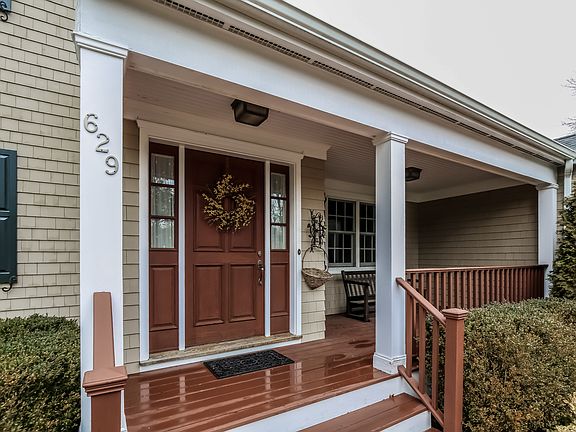 2nd image of 629 Forest Ave
