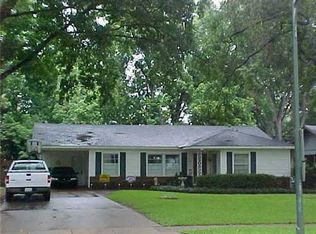3741 Greenway Pl, Shreveport, LA 71105